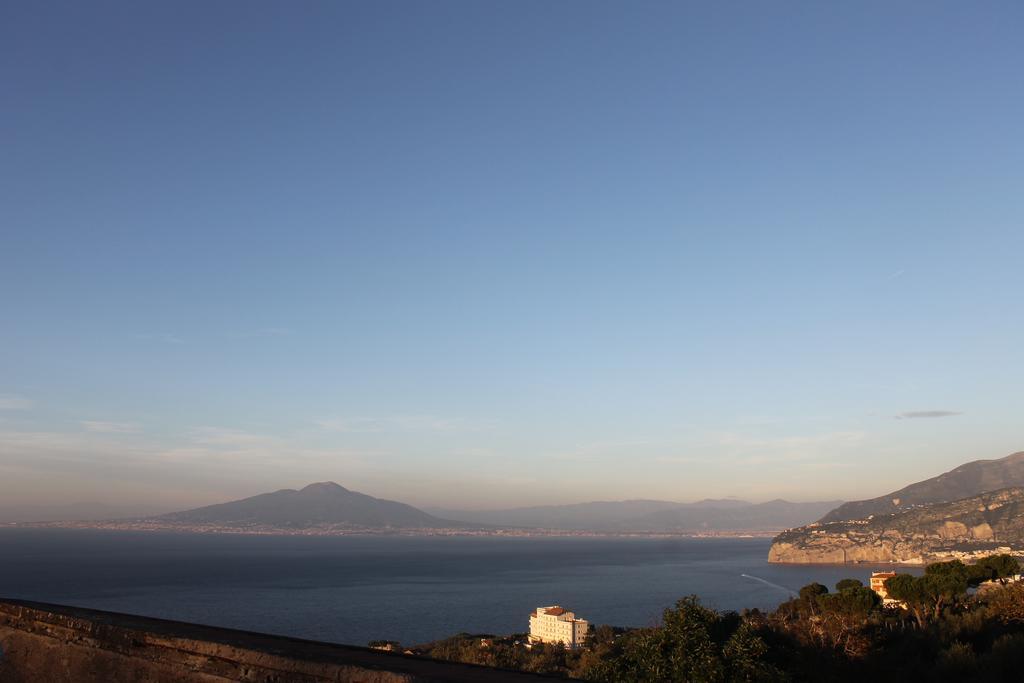 La Torre Relais Sorrento Apartment Exterior photo